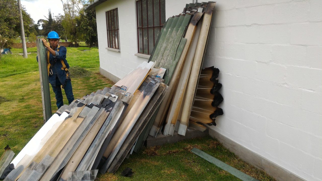 Mantenimiento de cubierta Bloques G y L | Confort en Arquitectura y Diseño